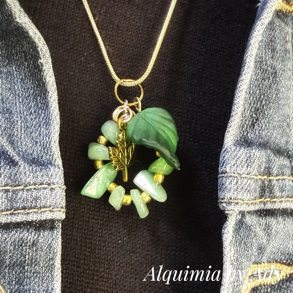 Boho-Vintage Gold and Green aventurine gemstones Leaf charms Necklace